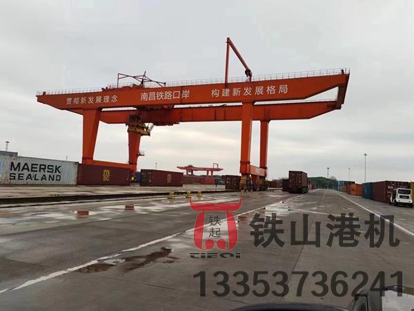 湖南岳陽(yáng)軌道式集裝箱龍門吊廠家軌道式集裝箱龍門吊占用空間小